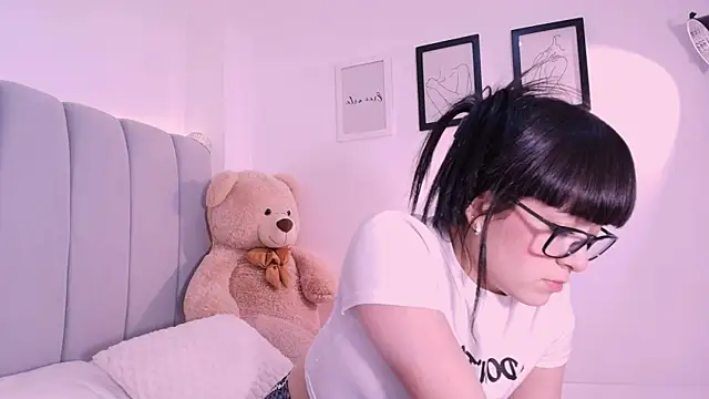 DannaHyde online show from May 23, 7:51 pm