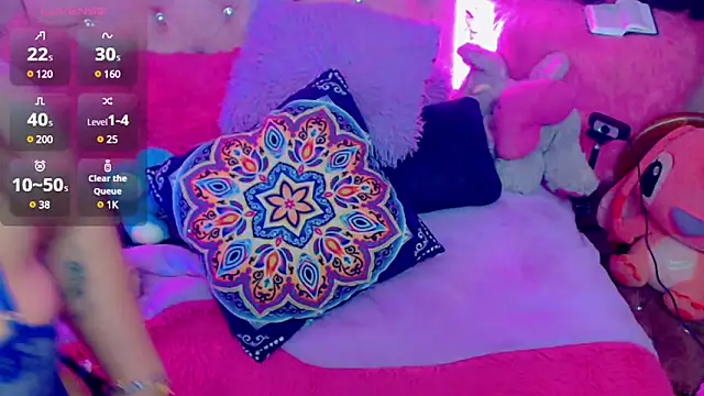 Snapshot of martina_bk chatting on March 1, 2:37 am martina bk online show from March 1, 2:37 am