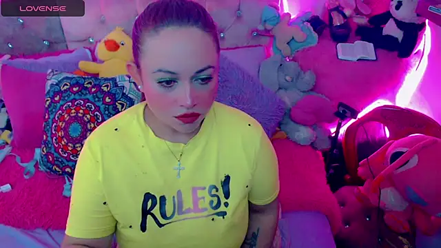 Snapshot of martina_bk chatting on March 15, 12:58 am martina bk online show from March 15, 12:58 am