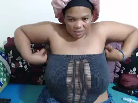 Snapshot of FreakyAngel3X chatting on September 29, 5:18 pm FreakyAngel3X online show from September 29, 5:18 pm