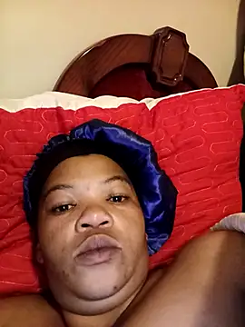 Snapshot of FreakyAngel3X chatting on October 20, 2:56 am FreakyAngel3X online show from October 20, 2:56 am