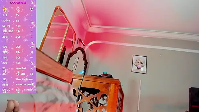 Jimena Grey online show from February 1, 7:18 am