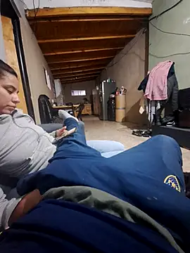 Snapshot of Michellluxo chatting on September 28, 9:53 pm Michellluxo online show from September 28, 9:53 pm