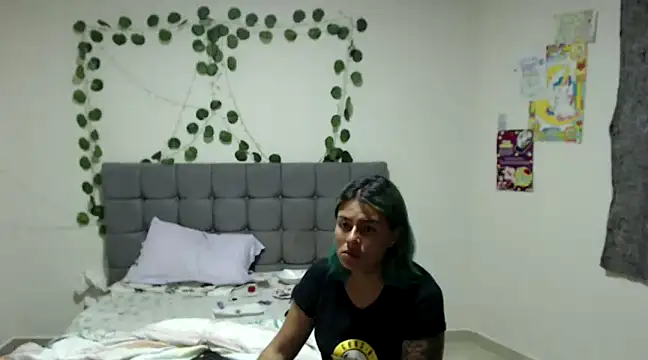 Snapshot of 69_anal_hard chatting on February 20, 9:42 pm 69 anal hard online show from February 20, 9:42 pm