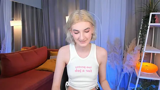 Snapshot of Mia_Cheers chatting on March 9, 1:59 pm Mia Cheers online show from March 9, 1:59 pm