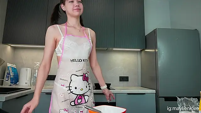 MaylienLove online show from October 11, 6:12 am