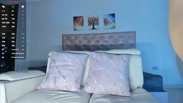 Lissalittlee online show from March 15, 8:04 pm