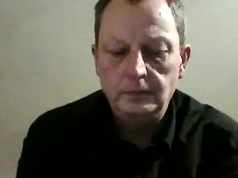 Snapshot of chubbybear2cum chatting on January 24, 1:03 am chubbybear2cum online show from January 24, 1:03 am