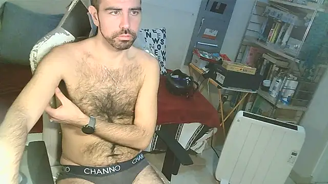 galaudin 3x  online show from February 9, 8:45 pm