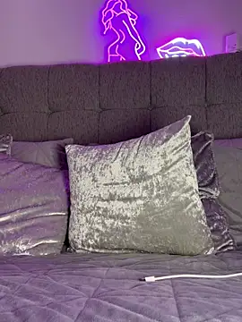 Snapshot of IrishTeenBarbie69 chatting on January 5, 9:47 pm IrishTeenBarbie69 online show from January 5, 9:47 pm