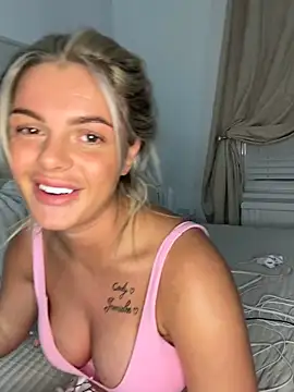 Snapshot of IrishTeenBarbie69 chatting on October 7, 9:56 pm IrishTeenBarbie69 online show from October 7, 9:56 pm