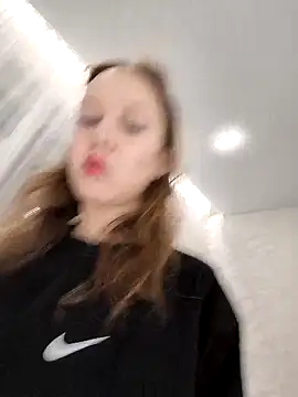 Snapshot of _AnMiss_ chatting on February 9, 9:30 pm AnMiss online show from February 9, 9:30 pm