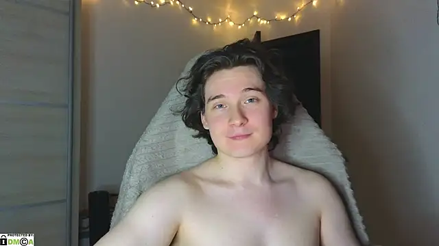 MoreRealAlex online show from October 2, 11:56 pm