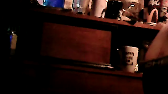 Snapshot of robeaulieu02 chatting on September 26, 4:27 am robeaulieu02 online show from September 26, 4:27 am