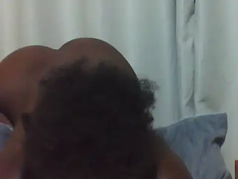 Snapshot of ara_bella chatting on January 14, 9:09 pm ara bella online show from January 14, 9:09 pm