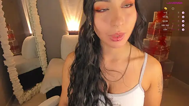 amber curly online show from January 5, 5:51 pm