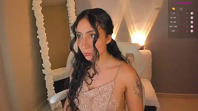 amber curly online show from February 7, 9:04 pm