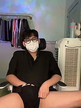 Snapshot of MinhTuanLive chatting on March 14, 11:56 am MinhTuanLive online show from March 14, 11:56 am