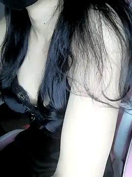 Snapshot of _Linez_ chatting on March 21, 4:40 pm  Linez  online show from March 21, 4:40 pm