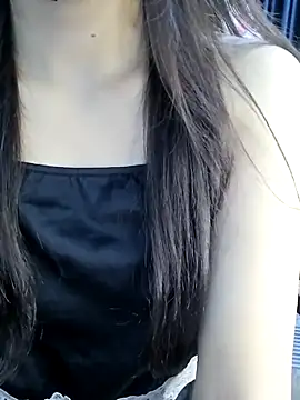 Snapshot of _Linez_ chatting on September 20, 5:25 pm  Linez  online show from September 20, 5:25 pm