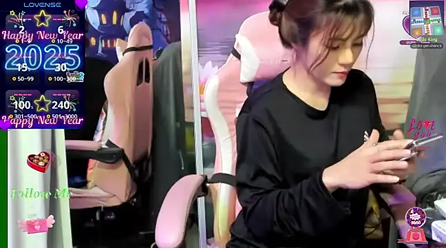 Sugar lipsz online show from January 13, 5:23 am