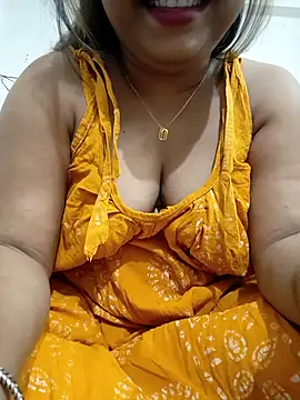 Snapshot of Nancy-22 chatting on February 26, 1:32 pm Nancy-22 online show from February 26, 1:32 pm