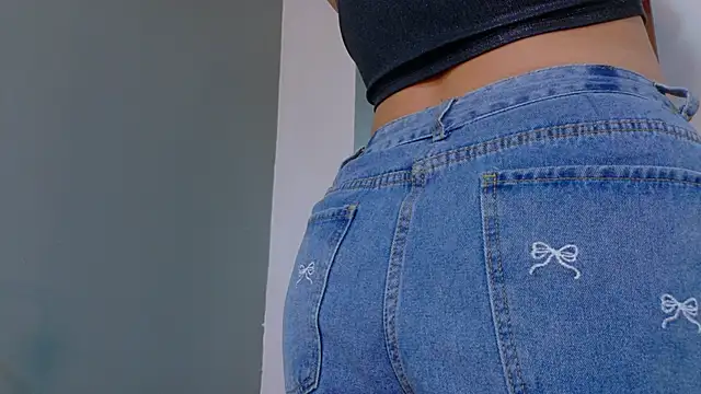 LilithSmith  online show from January 10, 11:23 am