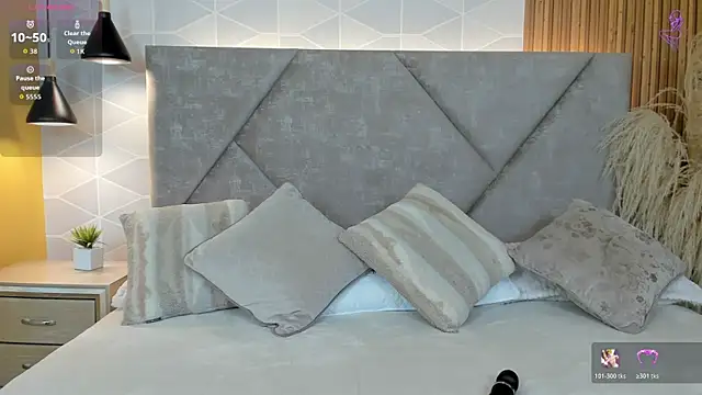 Snapshot of Marge_lasander chatting on June 2, 6:32 pm Marge lasander online show from June 2, 6:32 pm
