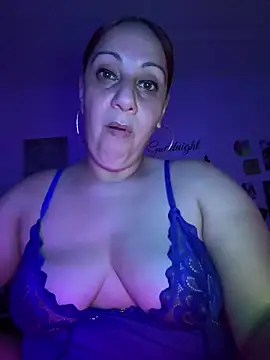 DeeLight124 online show from April 3, 4:21 am