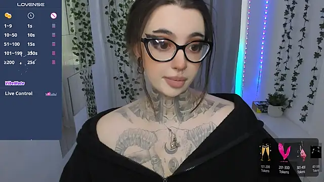 Dixi Pixi  online show from May 14, 5:36 am