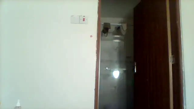 Snapshot of curvy_natallie chatting on February 11, 6:40 am curvy natallie online show from February 11, 6:40 am