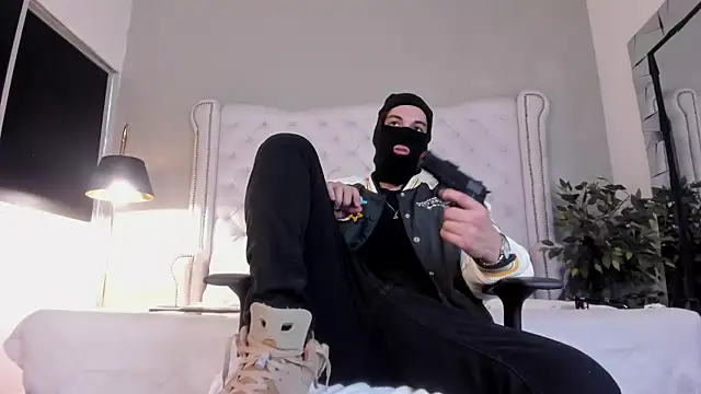 Karimferrer online show from October 29, 7:26 pm