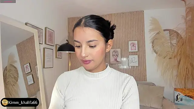 Kimm khalifa online show from March 11, 10:09 pm