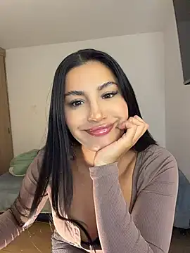 Snapshot of Kimm_khalifa chatting on July 3, 1:56 am Kimm khalifa online show from July 3, 1:56 am