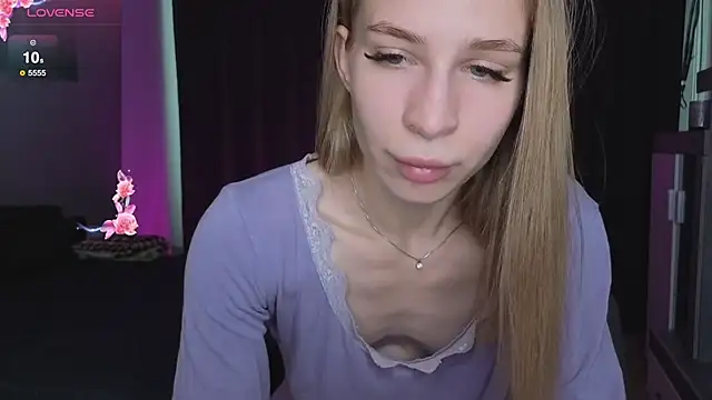 Snapshot of Elis_Fox chatting on February 27, 11:10 am Elis Fox online show from February 27, 11:10 am