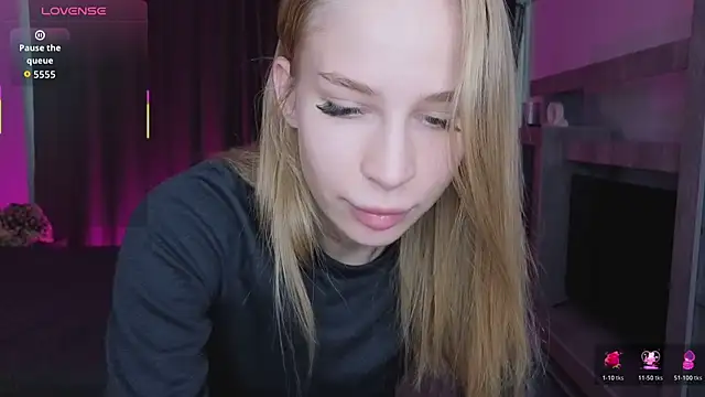 Elis Fox online show from March 8, 11:14 am