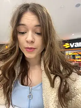 Times  Square online show from December 2, 7:14 am