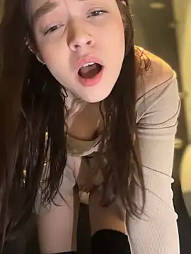 Times  Square online show from February 7, 7:18 am