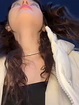 Times  Square online show from February 9, 5:08 am