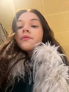 Times  Square online show from February 14, 4:37 am