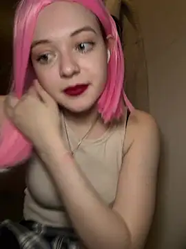 Times  Square online show from February 26, 8:37 am