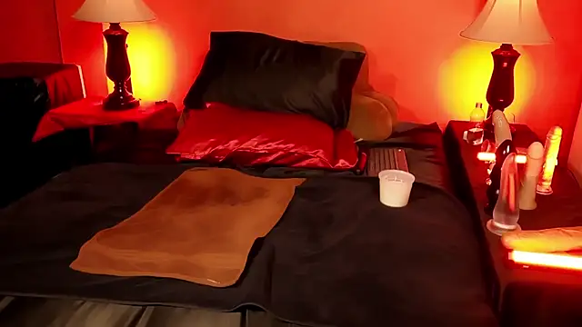 JenniferCD online show from February 23, 5:32 pm