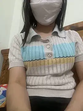 Snapshot of Tuongvy05 chatting on March 6, 4:38 pm Tuongvy05 online show from March 6, 4:38 pm