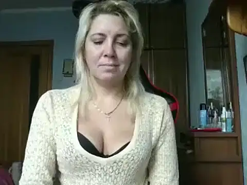 IrinaB1 online show from November 11, 8:14 am