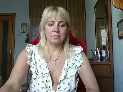 IrinaB1 online show from June 21, 7:33 am
