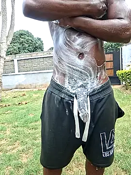 Snapshot of Papacrazy69 chatting on December 12, 9:51 am Papacrazy69 online show from December 12, 9:51 am