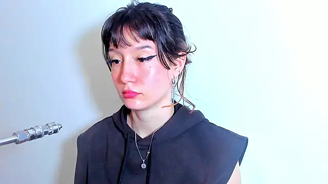 lizzy davis 1 online show from March 9, 4:27 am