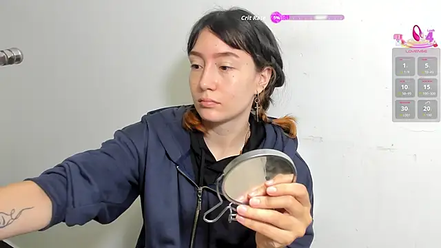 lizzy davis 1 online show from May 23, 3:56 am