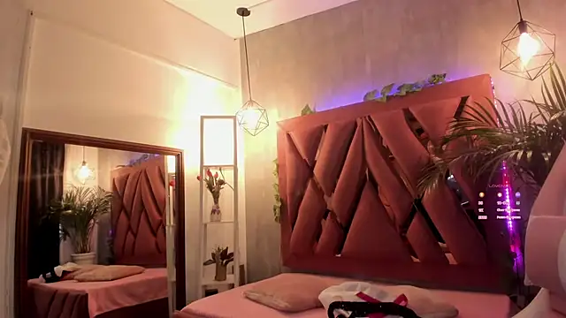 Haelycute online show from March 13, 11:41 am