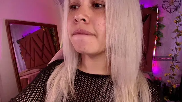 Haelycute online show from September 10, 11:54 am